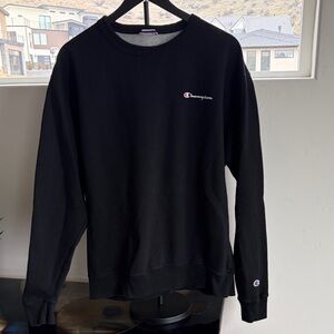 Champion Men's Classic Black Crewneck Sweater